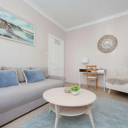 Przytulne Z Miejscem Do Pracy Blisko Metro By Renters * Βαρσοβία